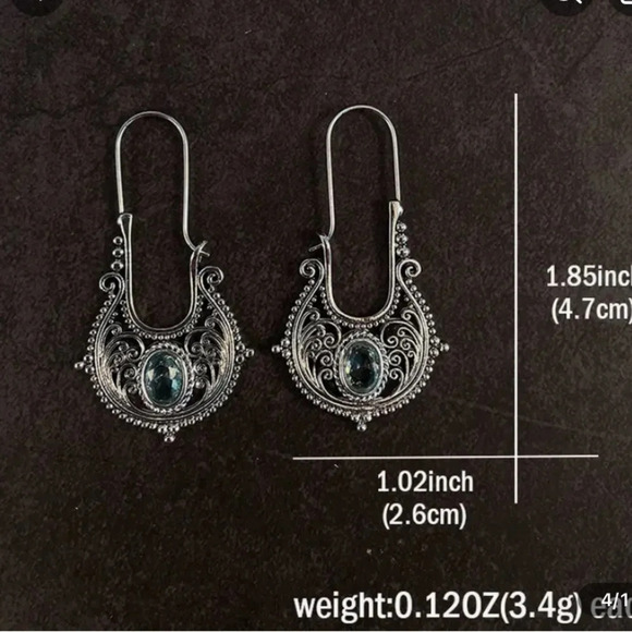 Silver Boho Geometric Irregular Dangle Earrings Peridot Gemstone - Picture 3 of 3